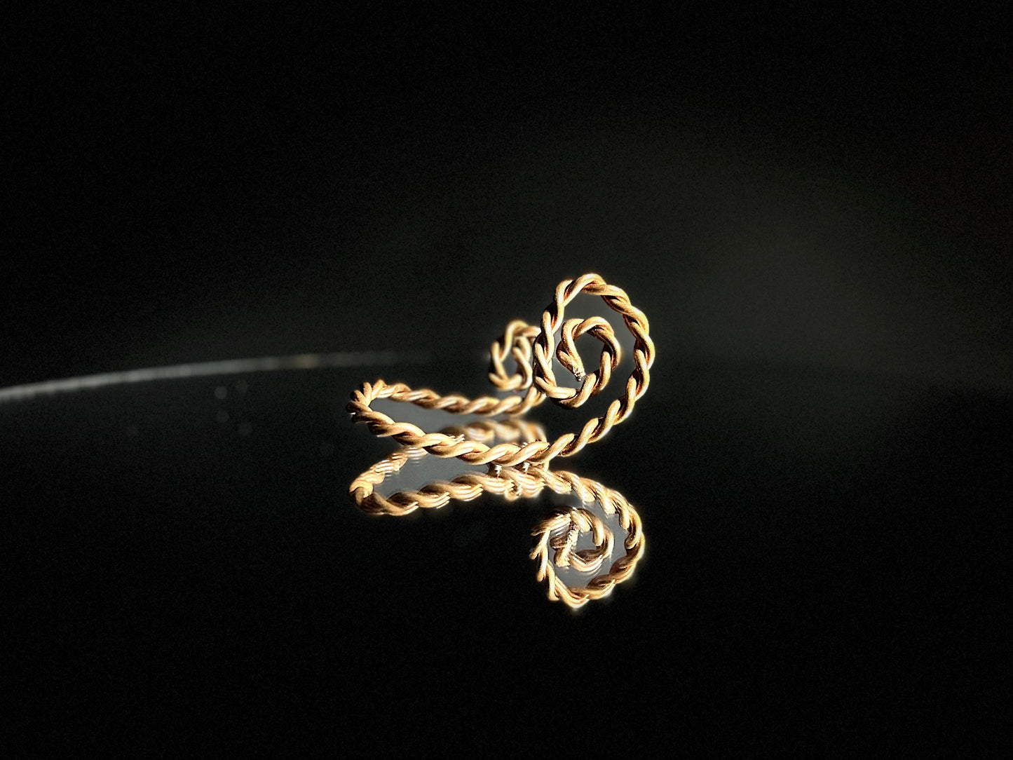 Sacred Copper Palm Coil | EMF Protection & Energy Balancing Tool (10.31” / 26.2 cm) Measurement